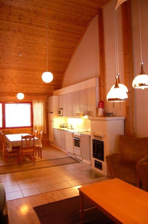 Lomaperkkioe Apartments Vuokatti Værelse billede